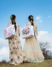 Load image into Gallery viewer, Meadow Story Bag
