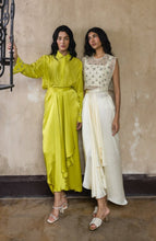 Load image into Gallery viewer, Fitoor Shirt