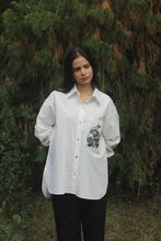 Load image into Gallery viewer, Benaras Calling Shirt