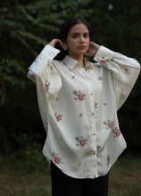 Load image into Gallery viewer, Floral Hearts Shirt