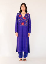 Load image into Gallery viewer, Moti Jhil Kurta Set