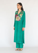 Load image into Gallery viewer, Brahma Kamal Kurta Set