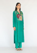 Load image into Gallery viewer, Brahma Kamal Kurta Set