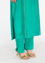 Load image into Gallery viewer, Brahma Kamal Kurta Set