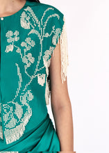 Load image into Gallery viewer, Shwet Pankh Bib