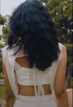 Load image into Gallery viewer, Daphne Bib