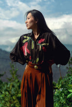 Load image into Gallery viewer, Love Vines Shirt