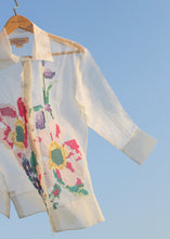 Load image into Gallery viewer, Earth Laughs In Flower Shirt