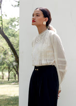 Load image into Gallery viewer, Juliet Pearl Top