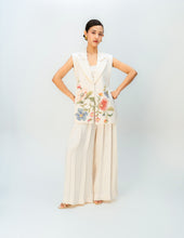 Load image into Gallery viewer, Living Petal Jacket