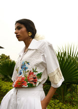 Load image into Gallery viewer, Wallflower Shirt