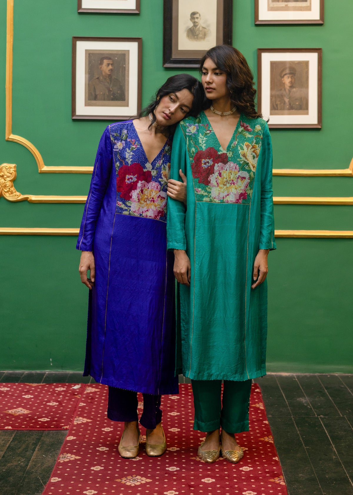Navratna Kurta Set