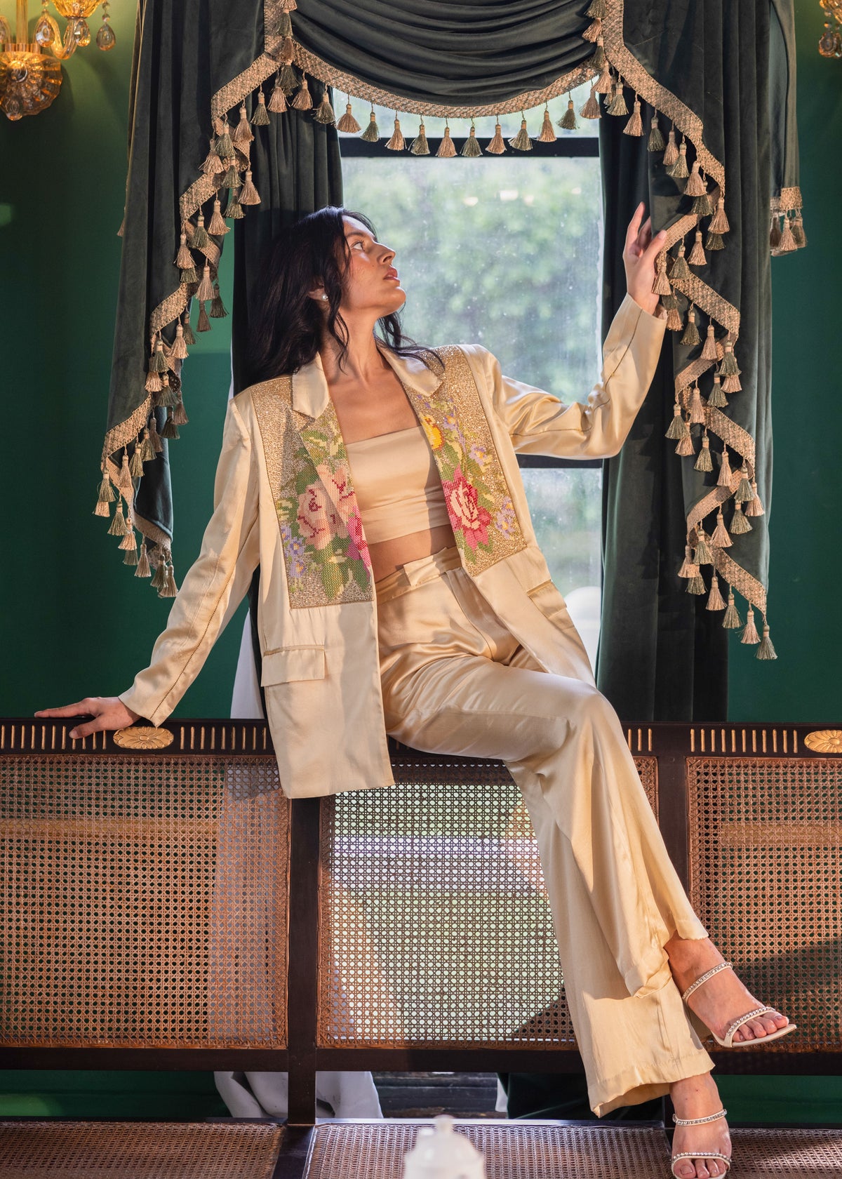 Nargis Set