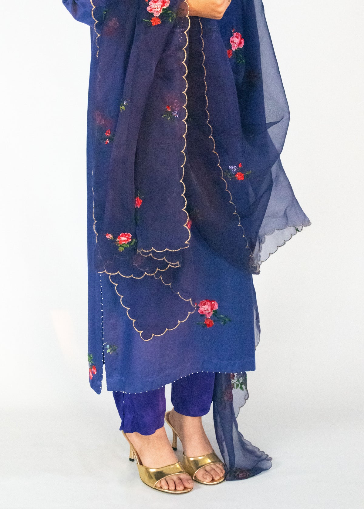 Peetal Phool Kurta Set