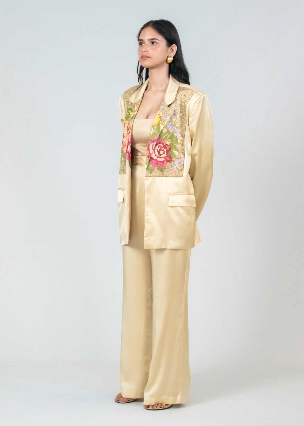 Nargis Set
