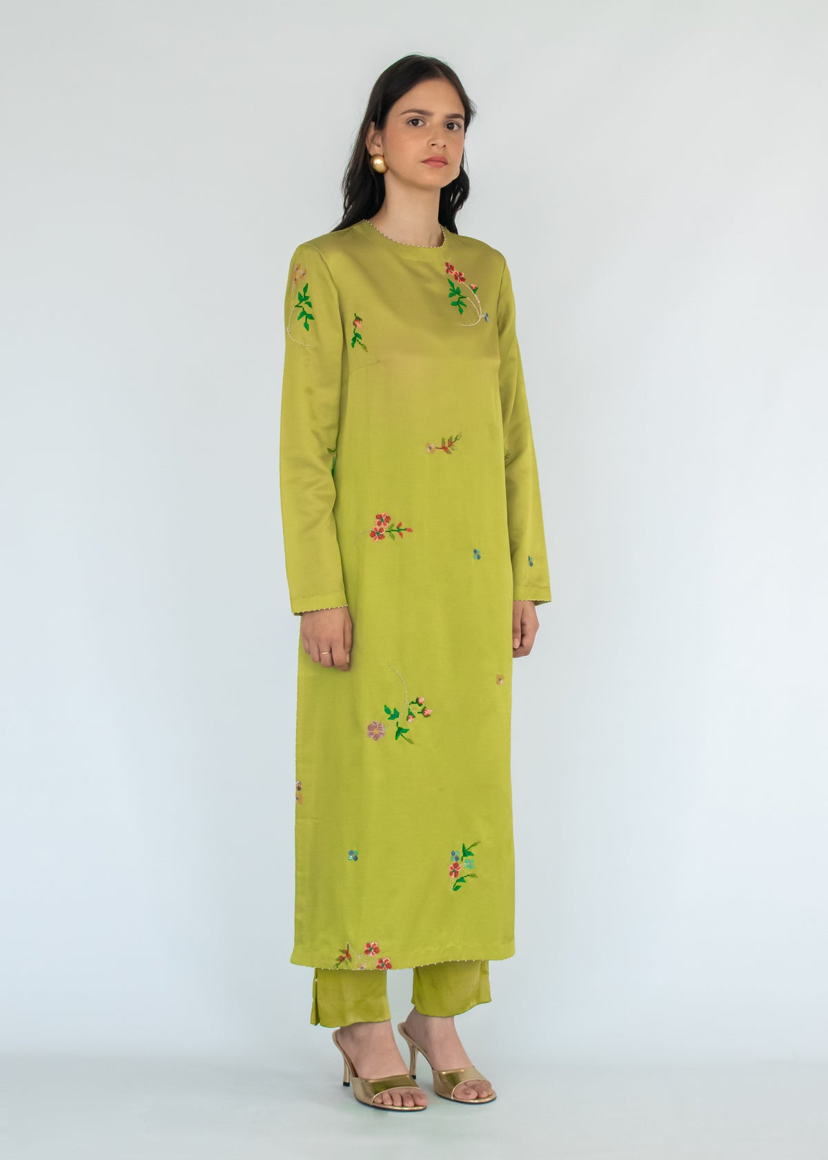 Sunhari Kurta Set