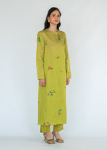 Load image into Gallery viewer, Sunhari Kurta Set
