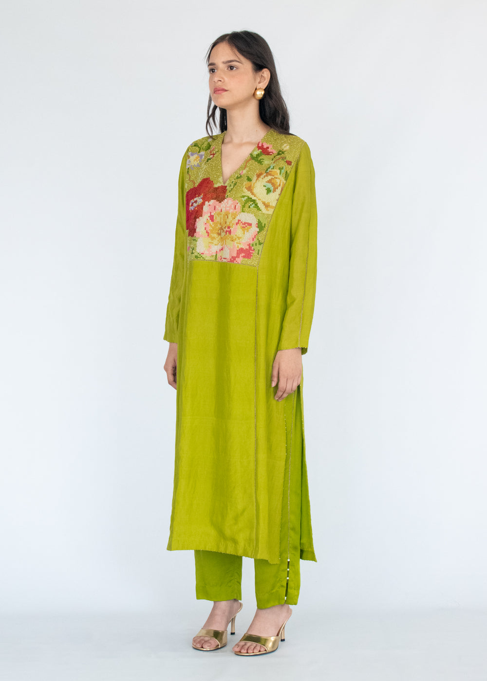 Son Champa Kurta Set