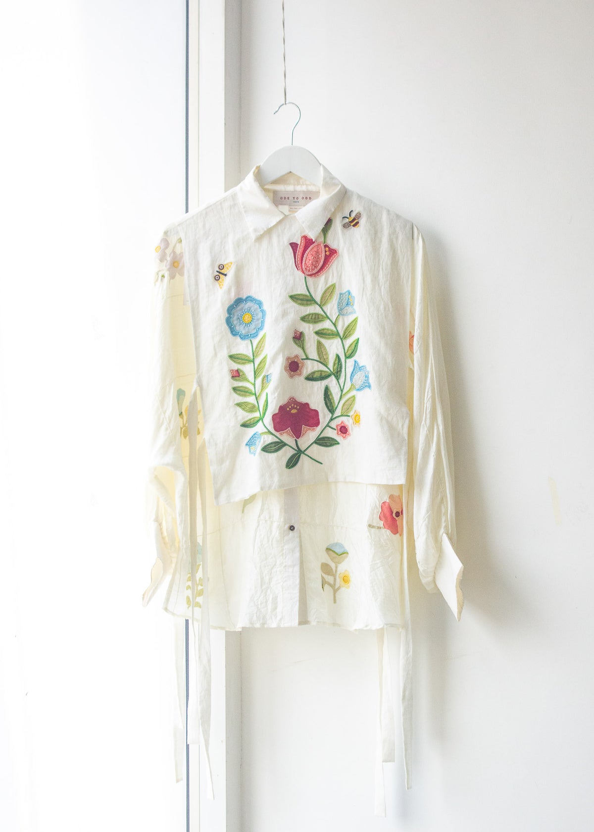Dancing Flower Bib
