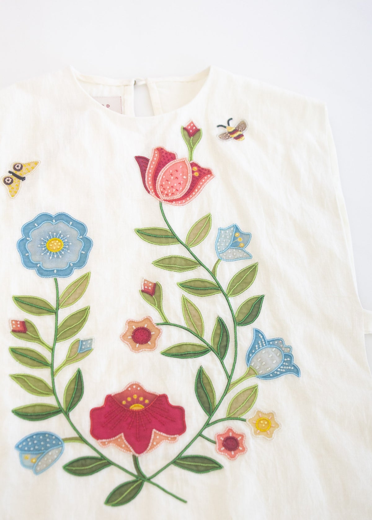 Dancing Flower Bib