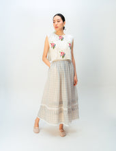 Load image into Gallery viewer, Lemon Whisper Bib
