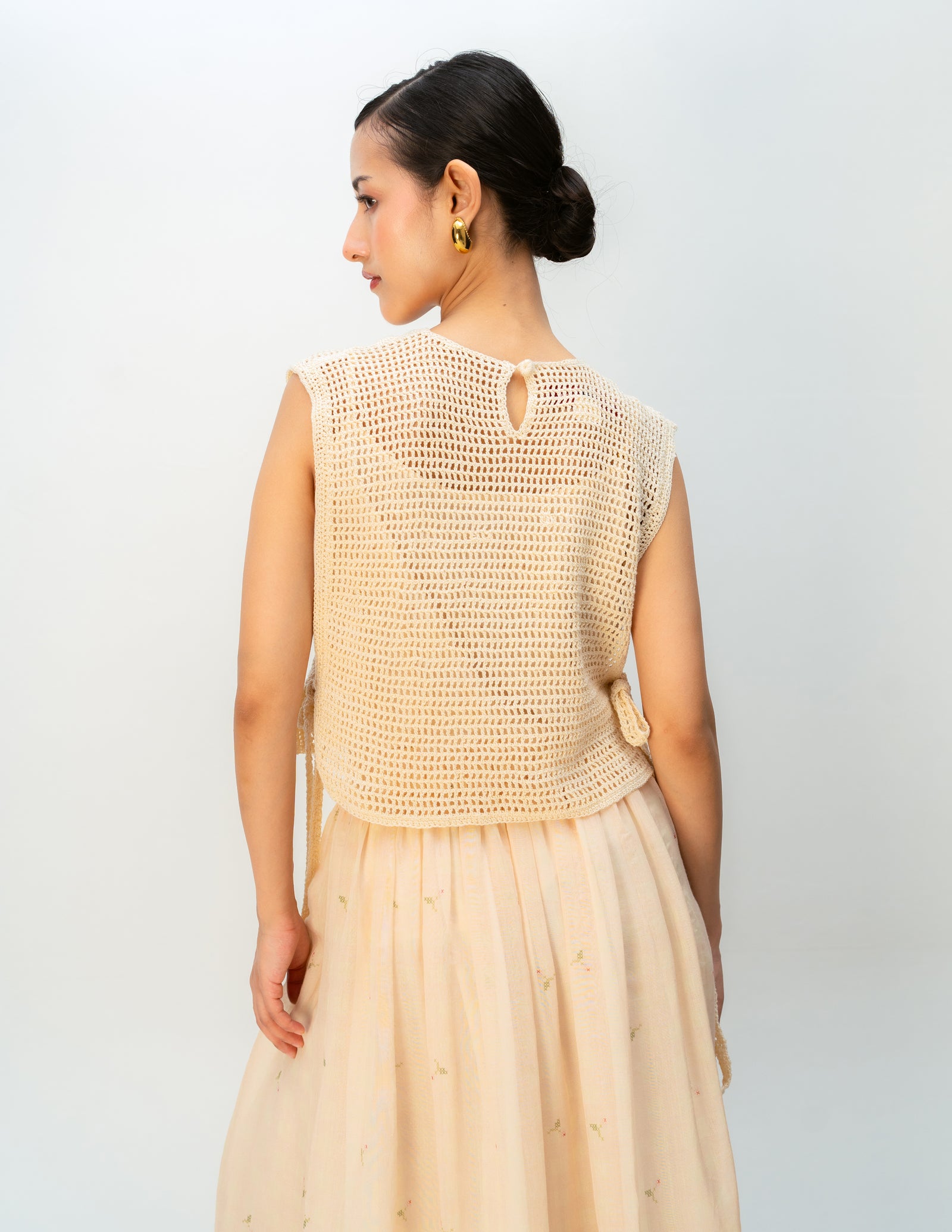 Rosy Pause Bib