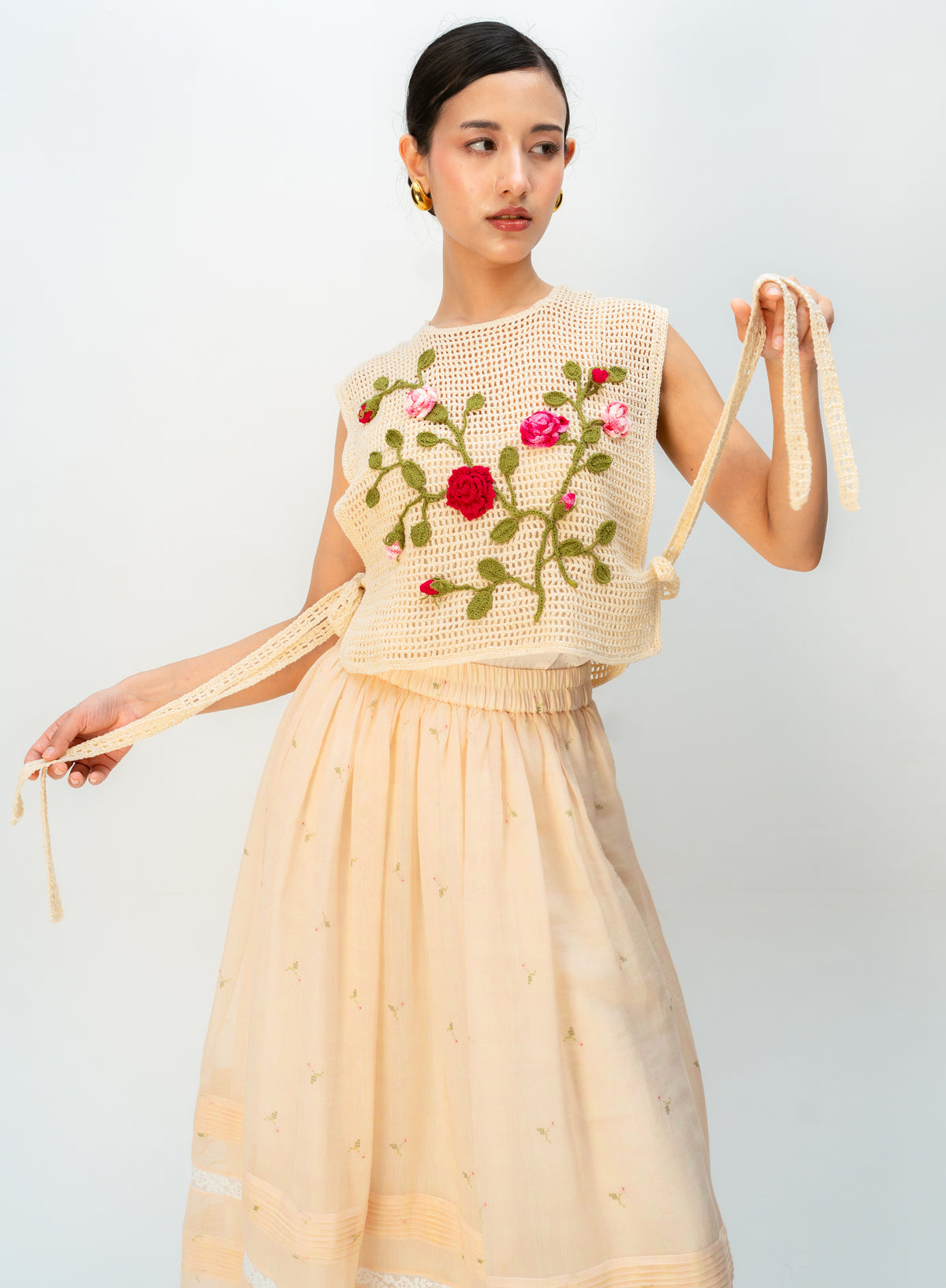 Rosy Pause Bib