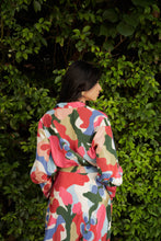 Load image into Gallery viewer, Summer&#39;s Kiss Silk Shirt
