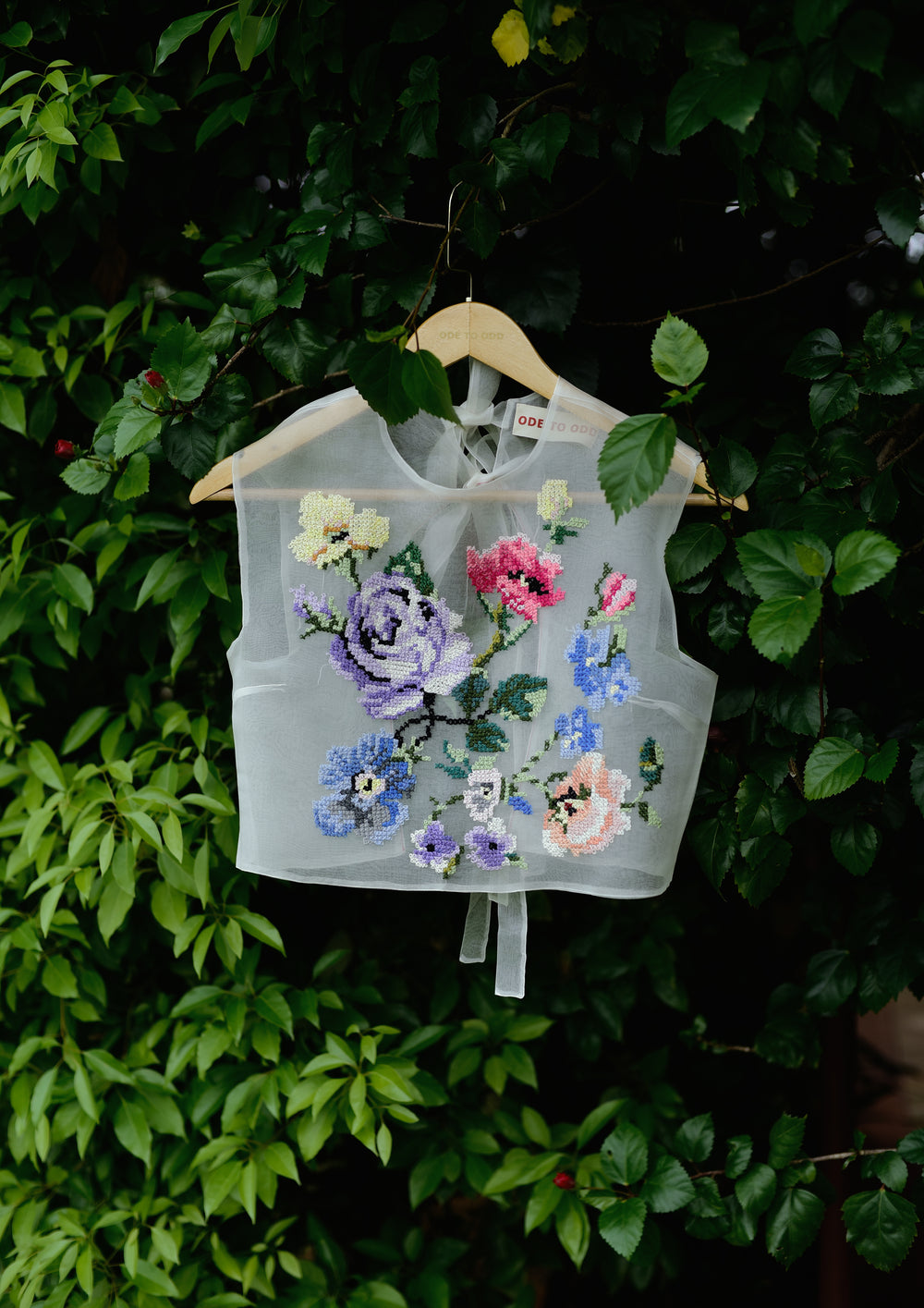 Daphne Bib